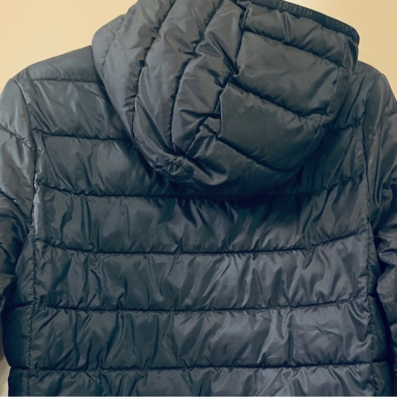 Tommy Hilfiger Water Resistant Quilted Puffer Jacket 
Youth XL - Picture 4 of 8